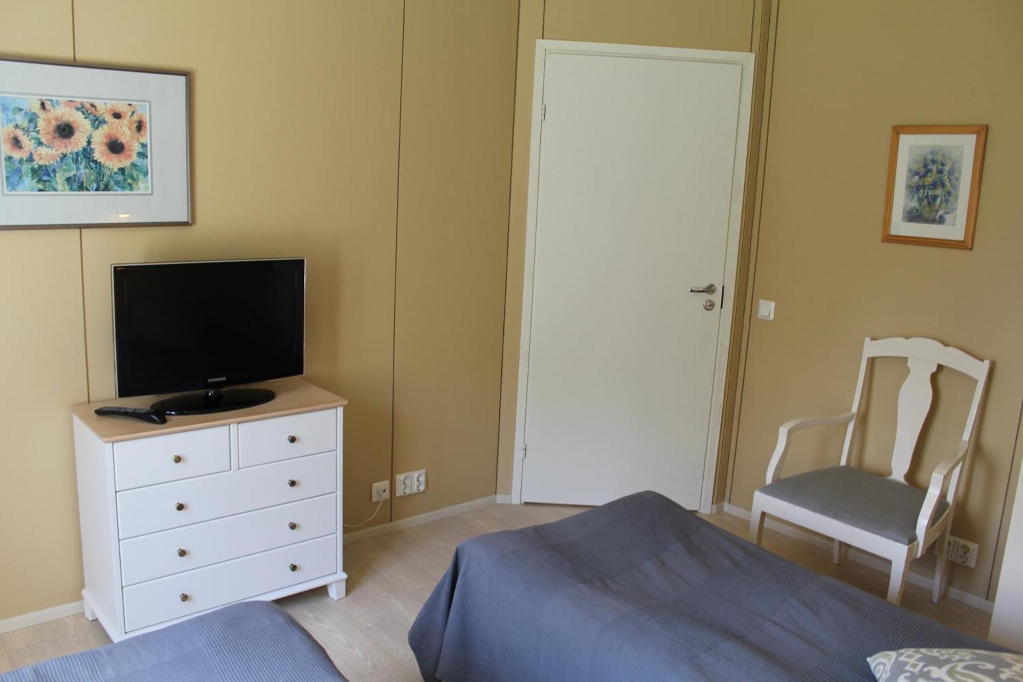 Labbnaes Semesterhem, Radhuset Кемионсаари Екстериор снимка